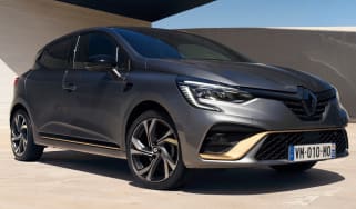 Renault Clio E-Tech engineered - front static